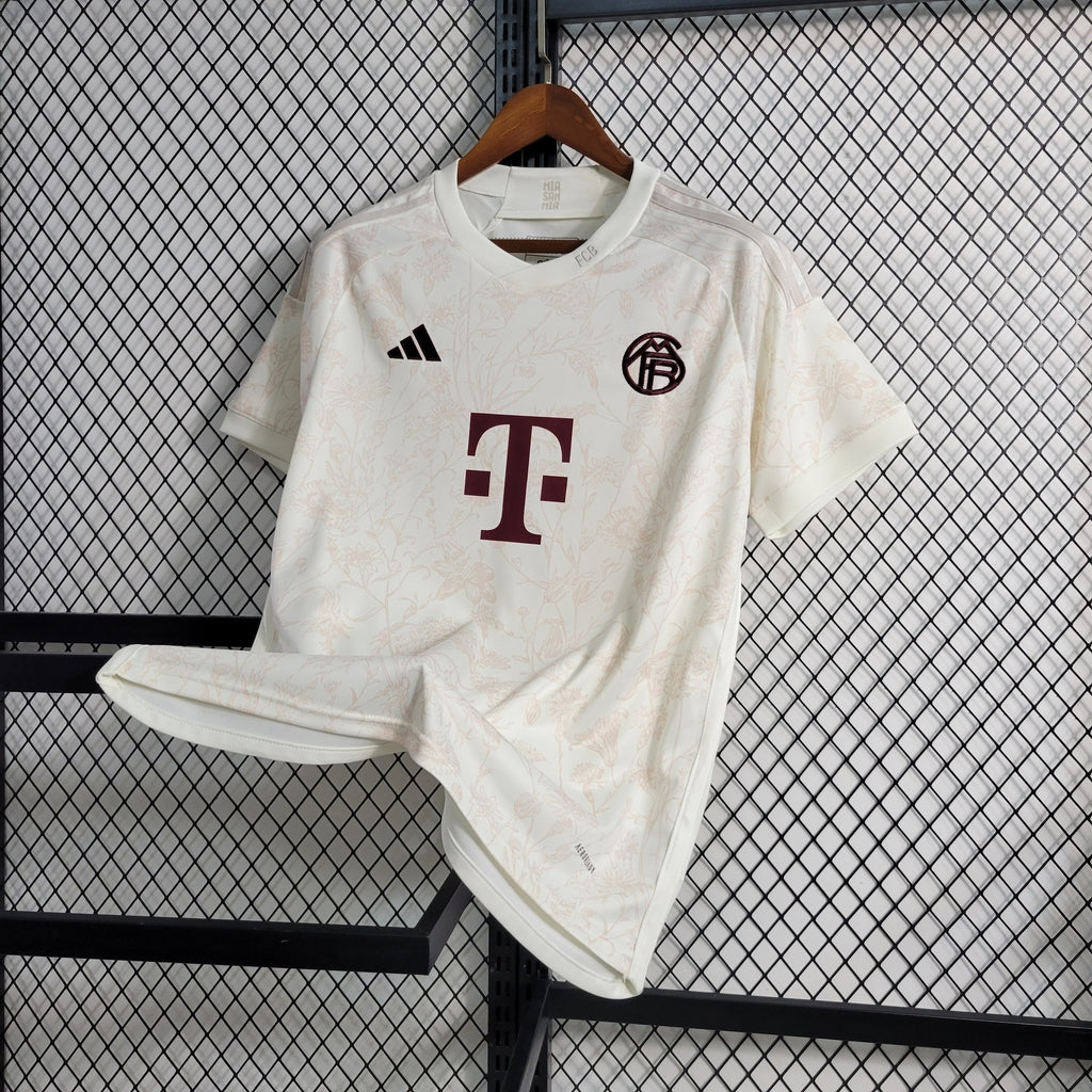 Camisa Bayern München Black Palace 2023/2024