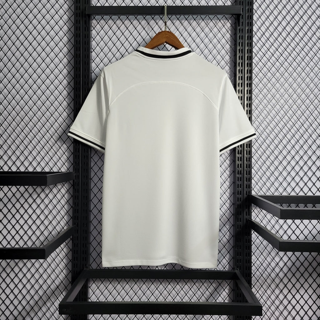 Camisa Eintracht Frankfurt I 2022/2023