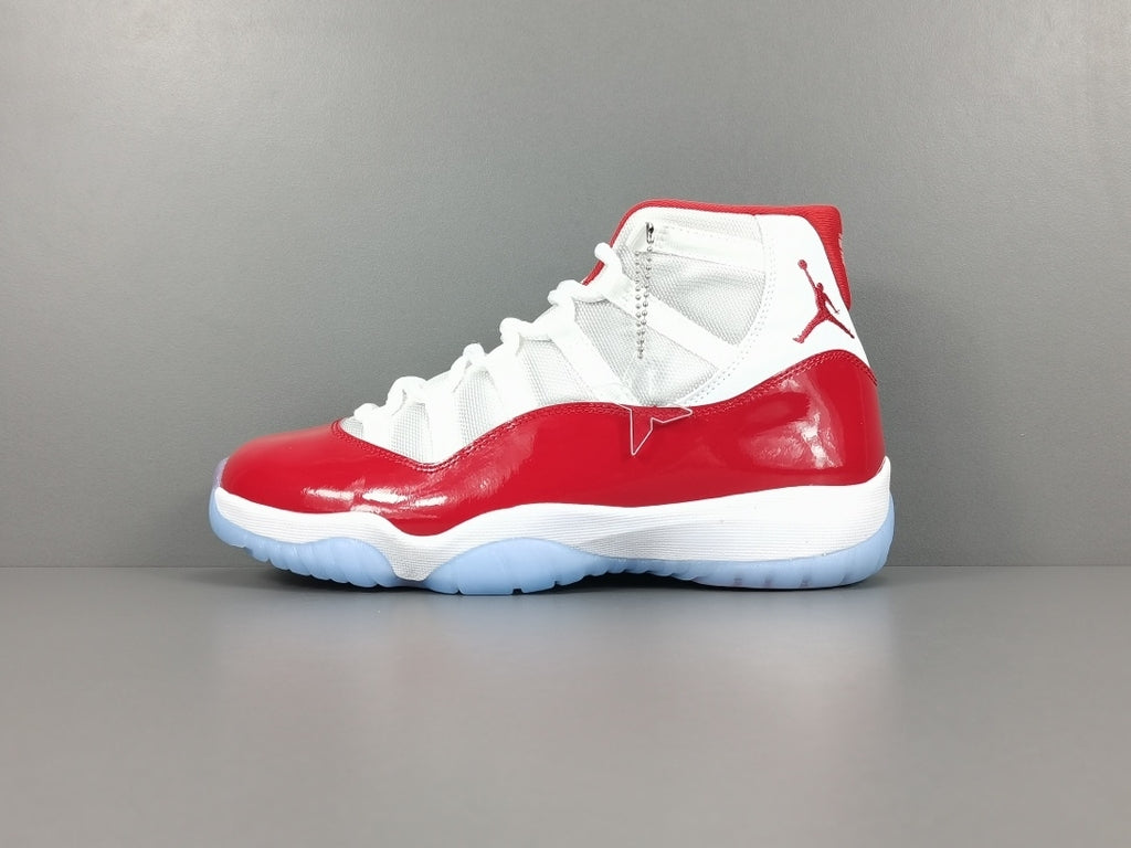 Air Jordan 11 Cherry