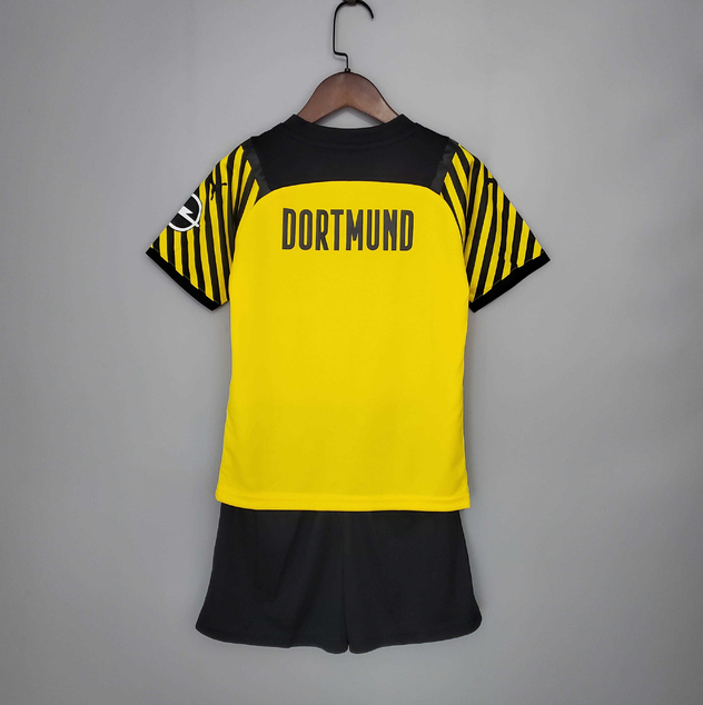 Conjunto Infantil Borussia Dortmund Amarelo e Preto - Camisa e Shorts - Puma