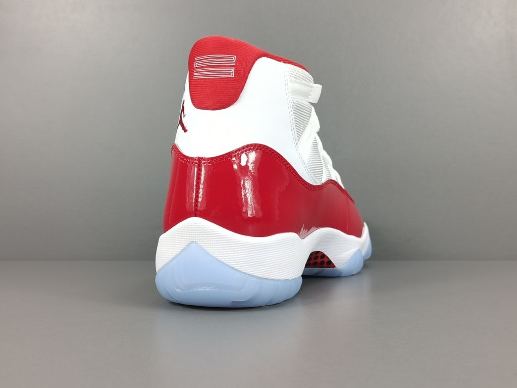 Air Jordan 11 Cherry