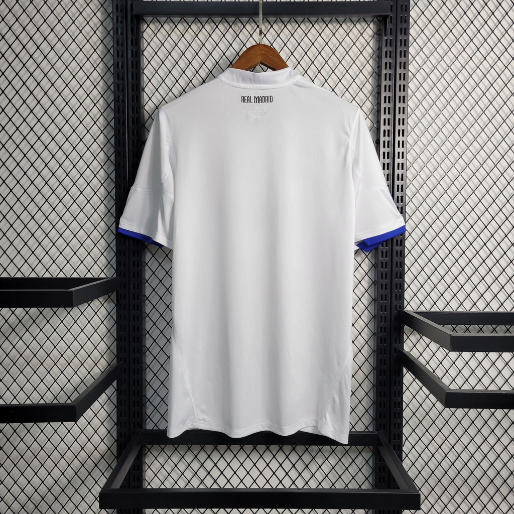 Camisa Real Madrid Retrô 2010